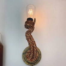 Load image into Gallery viewer, Retro Octopus Electric Light Tentacle